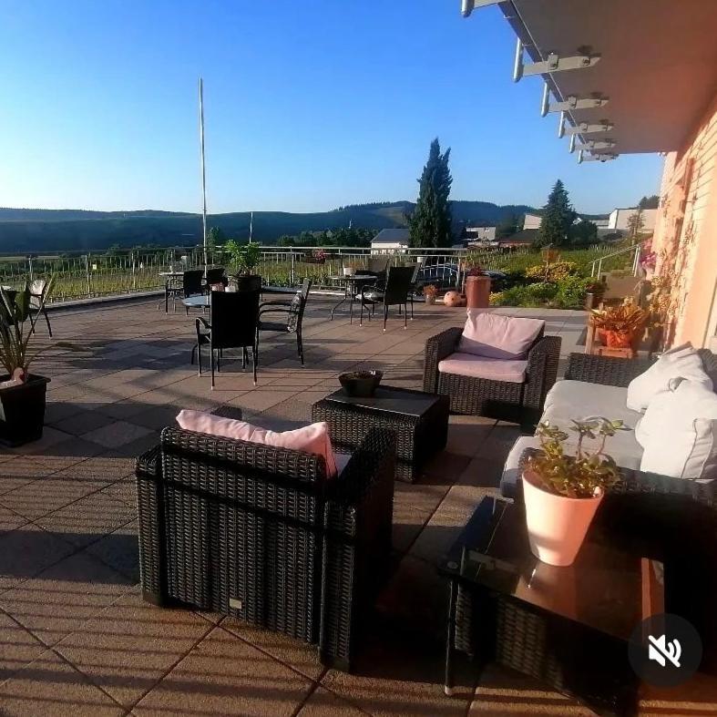 Bed and Breakfast Weingut Tiliahof Браунеберг Экстерьер фото